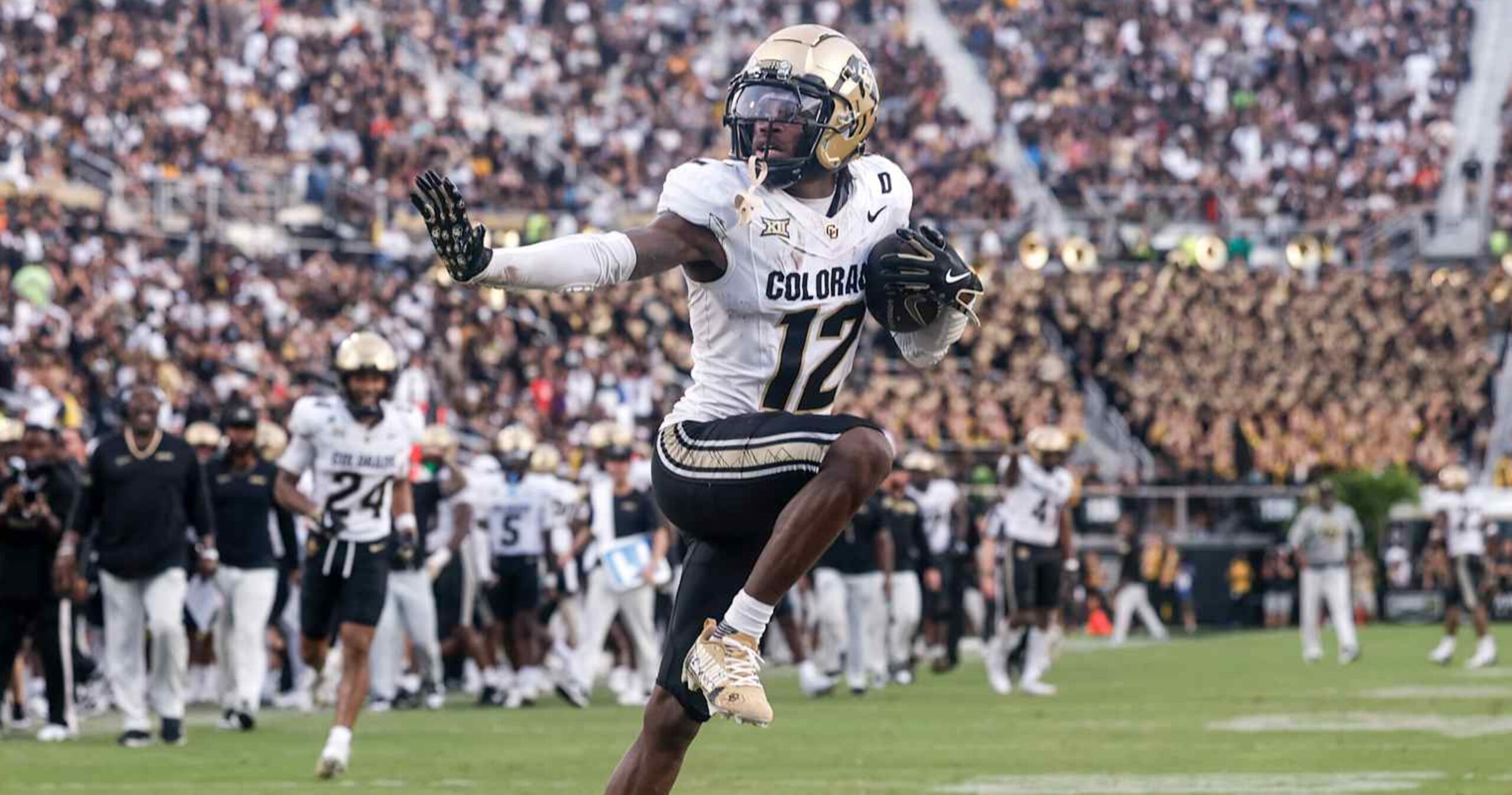 Travis Hunter: NFL WR or CB? Analyzing the Optimal Fit for B/R’s Top Draft Prospect