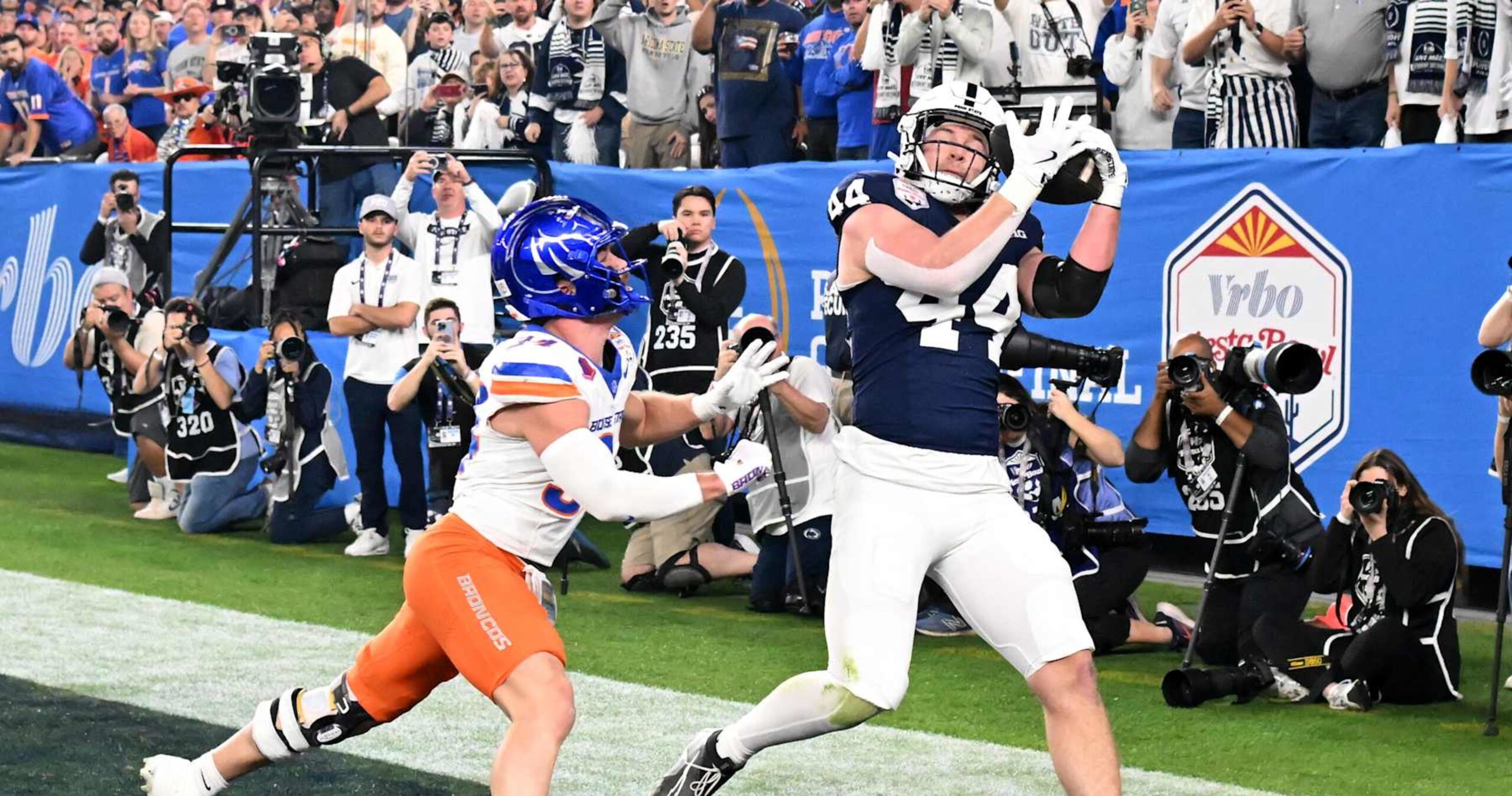 Penn State Shuts Down Ashton Jeanty, Captivates Fans with Fiesta Bowl Victory over Boise State